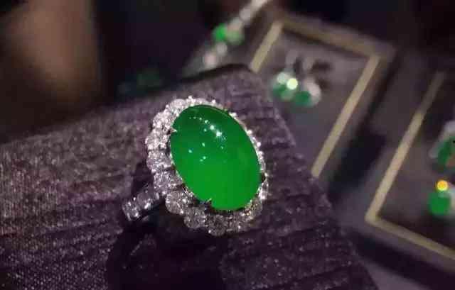 网红晨曦黑料和翡翠