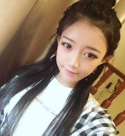 快手网红给乔买裙子黑料,网红圈内的时尚争议