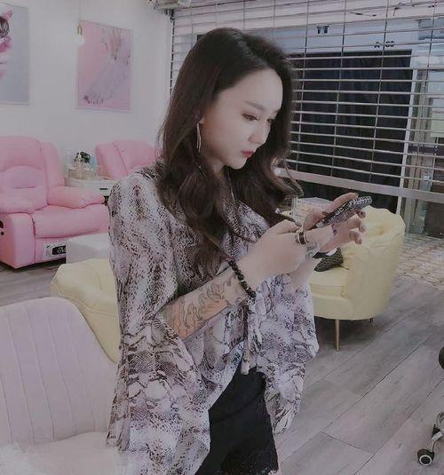 网红顾茜茜有什么黑料,揭秘网红背后的黑料风波